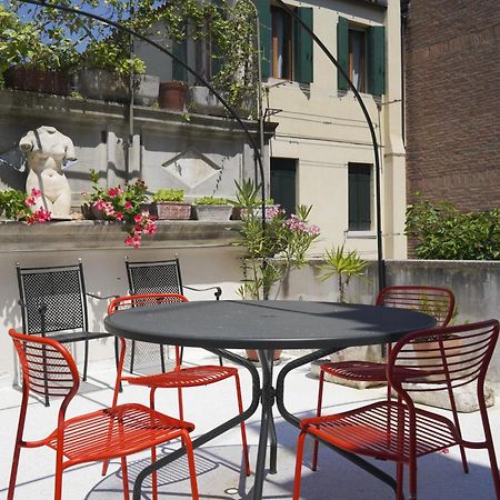 Family Apartment With Terrace Venezia Eksteriør bilde
