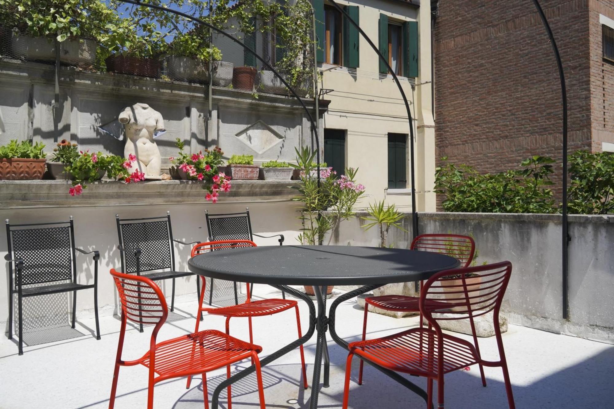Family Apartment With Terrace Venezia Eksteriør bilde